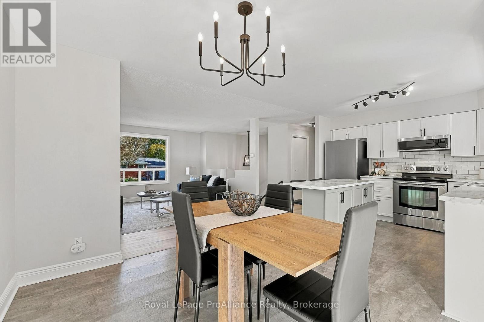 40 Division Street North, Brighton, ON photo 16