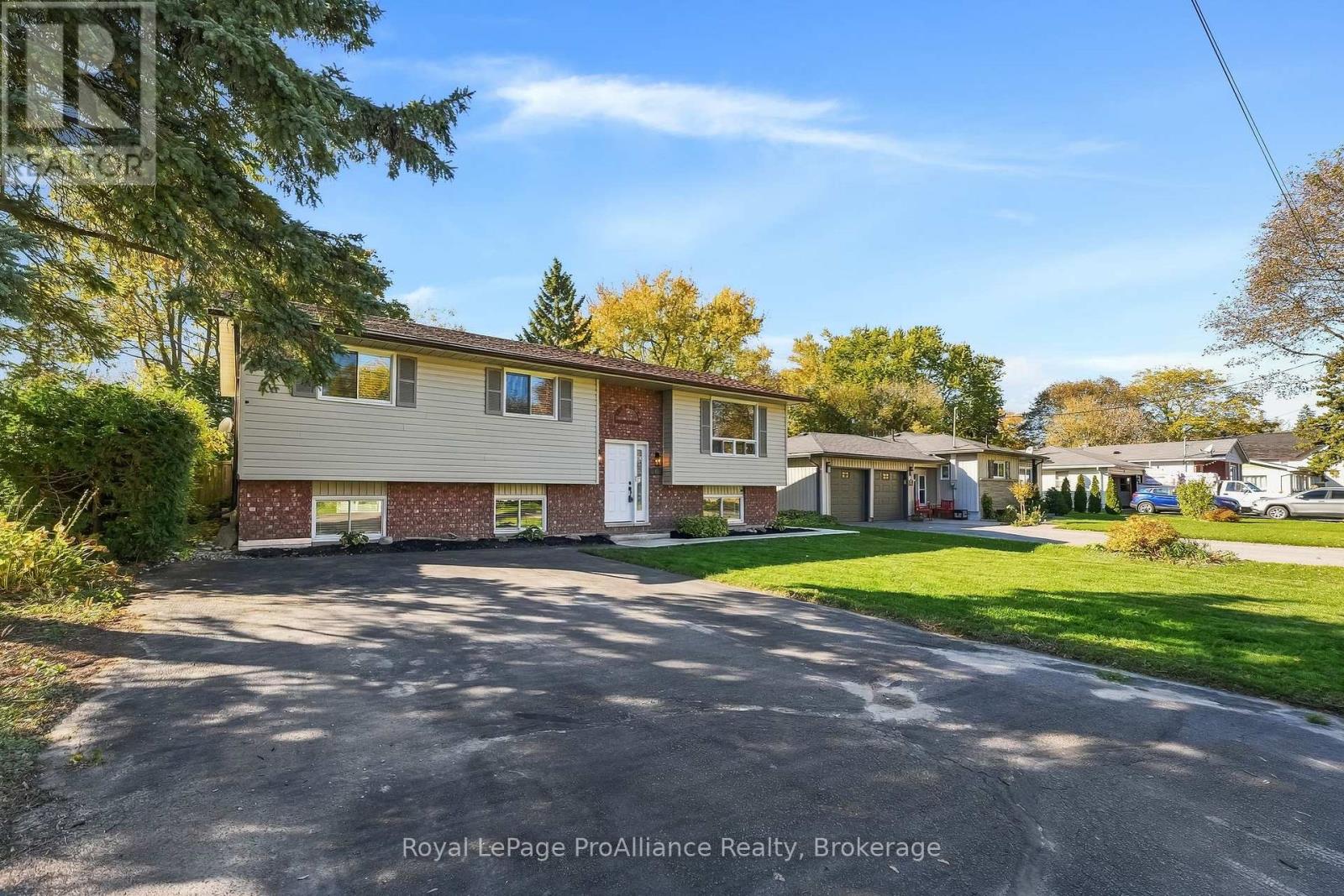 40 Division Street North, Brighton, ON photo 3