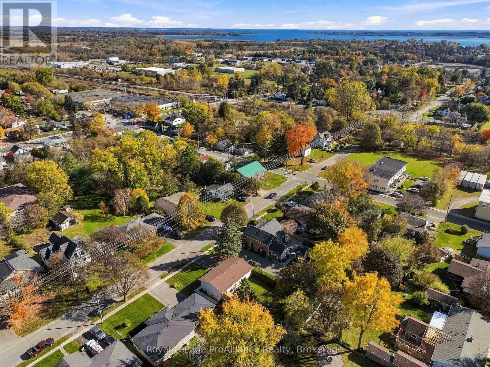 40 Division Street North, Brighton, ON photo 42