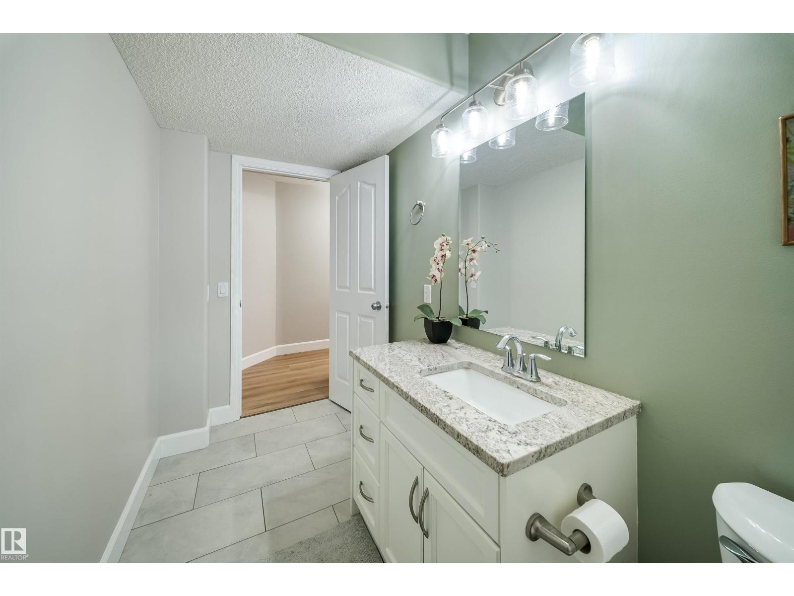 347 Davenport Drive, photo 58