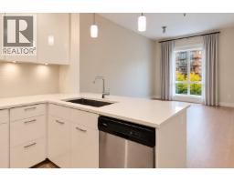 307 719 W 3rd Street, North Vancouver, BC V7M0E7 Photo 7