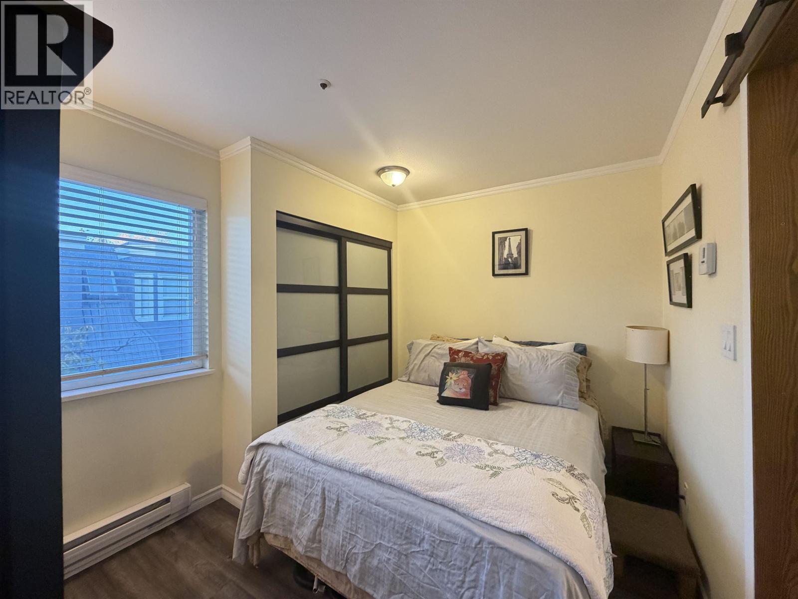 C 733 W 16th Avenue, Vancouver — photo 27