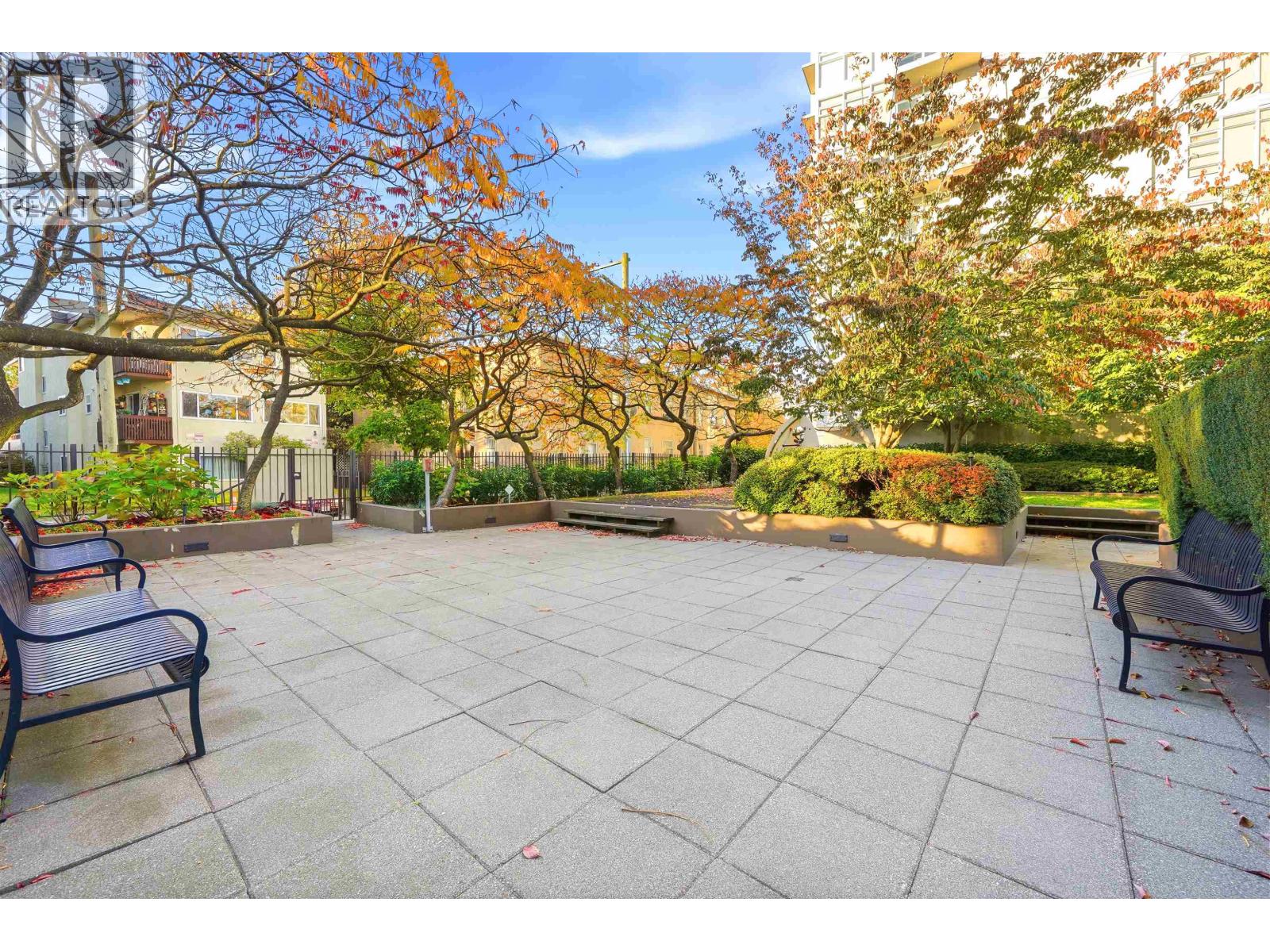 709 1068 W Broadway, Vancouver — photo 30