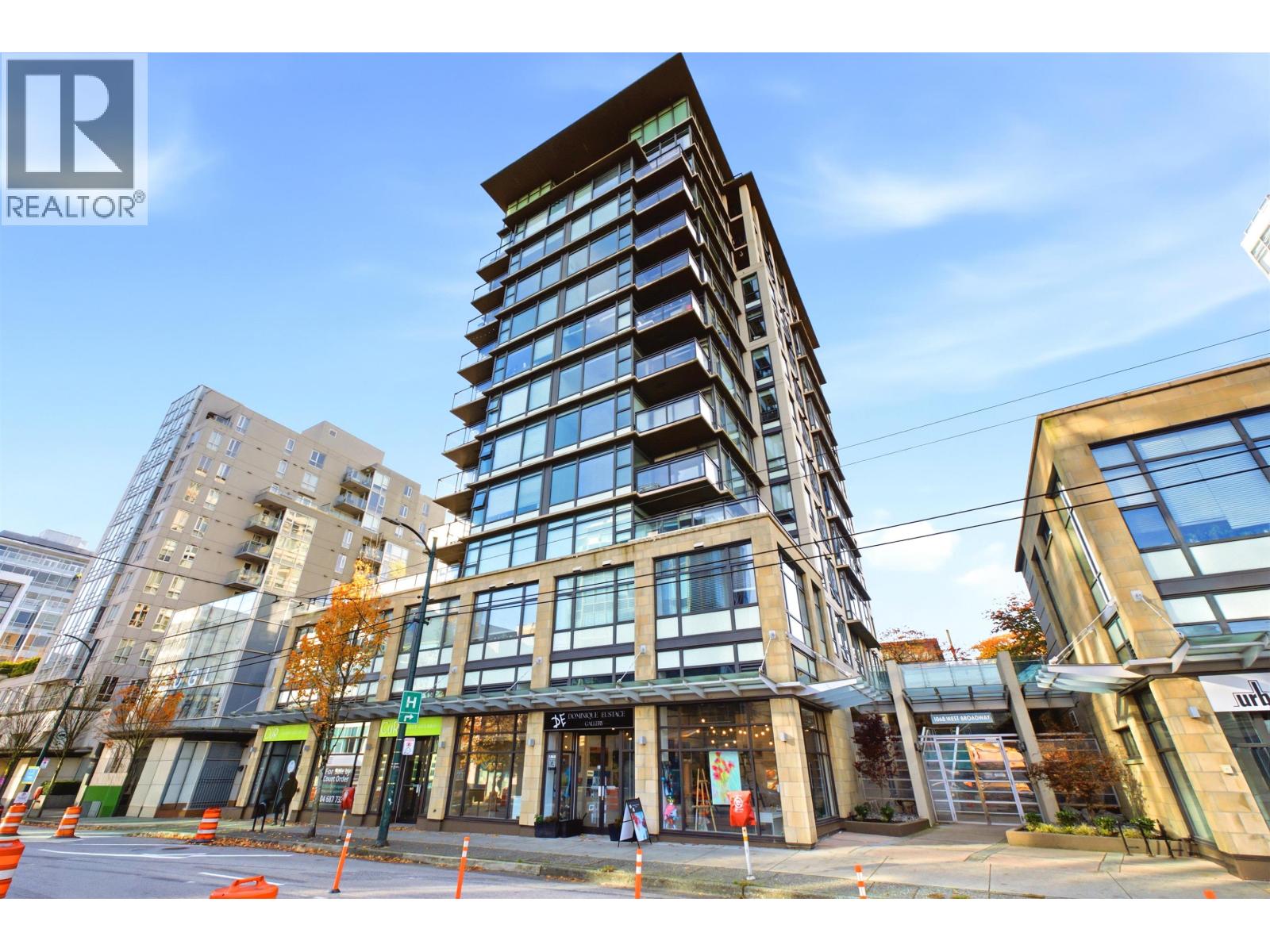 709 1068 W Broadway, Vancouver — photo 36