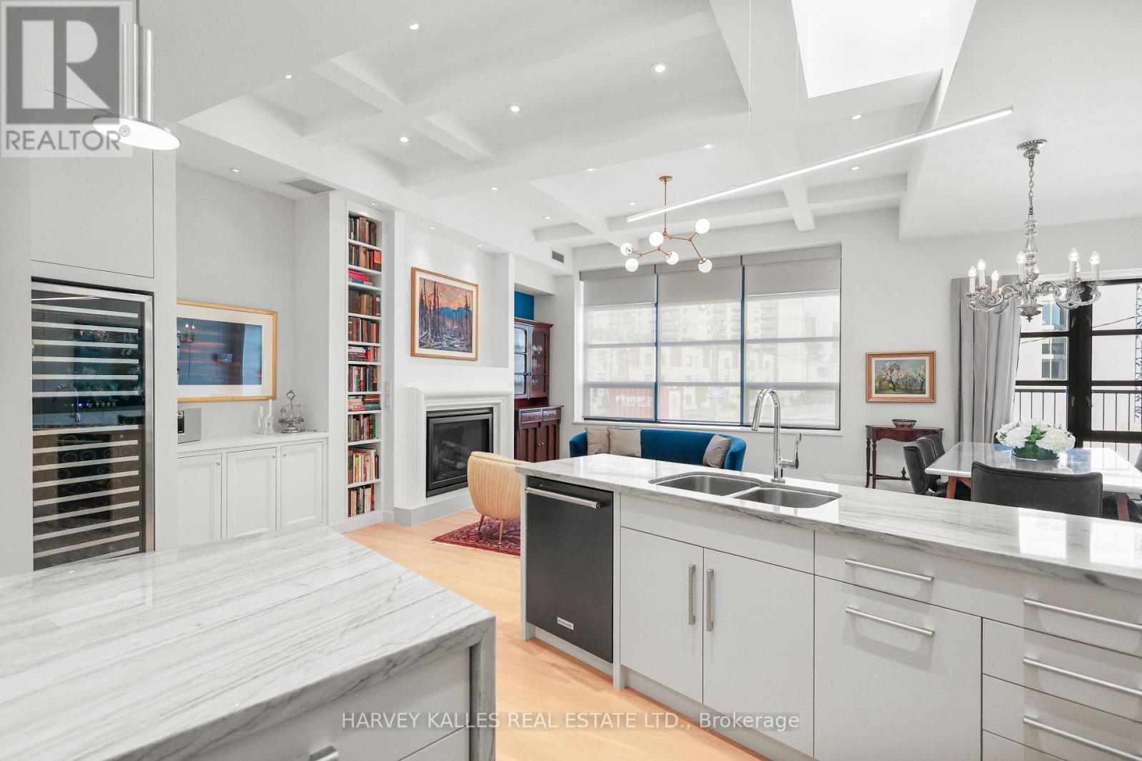 201- 295 Davenport Road, Toronto, ON photo 16