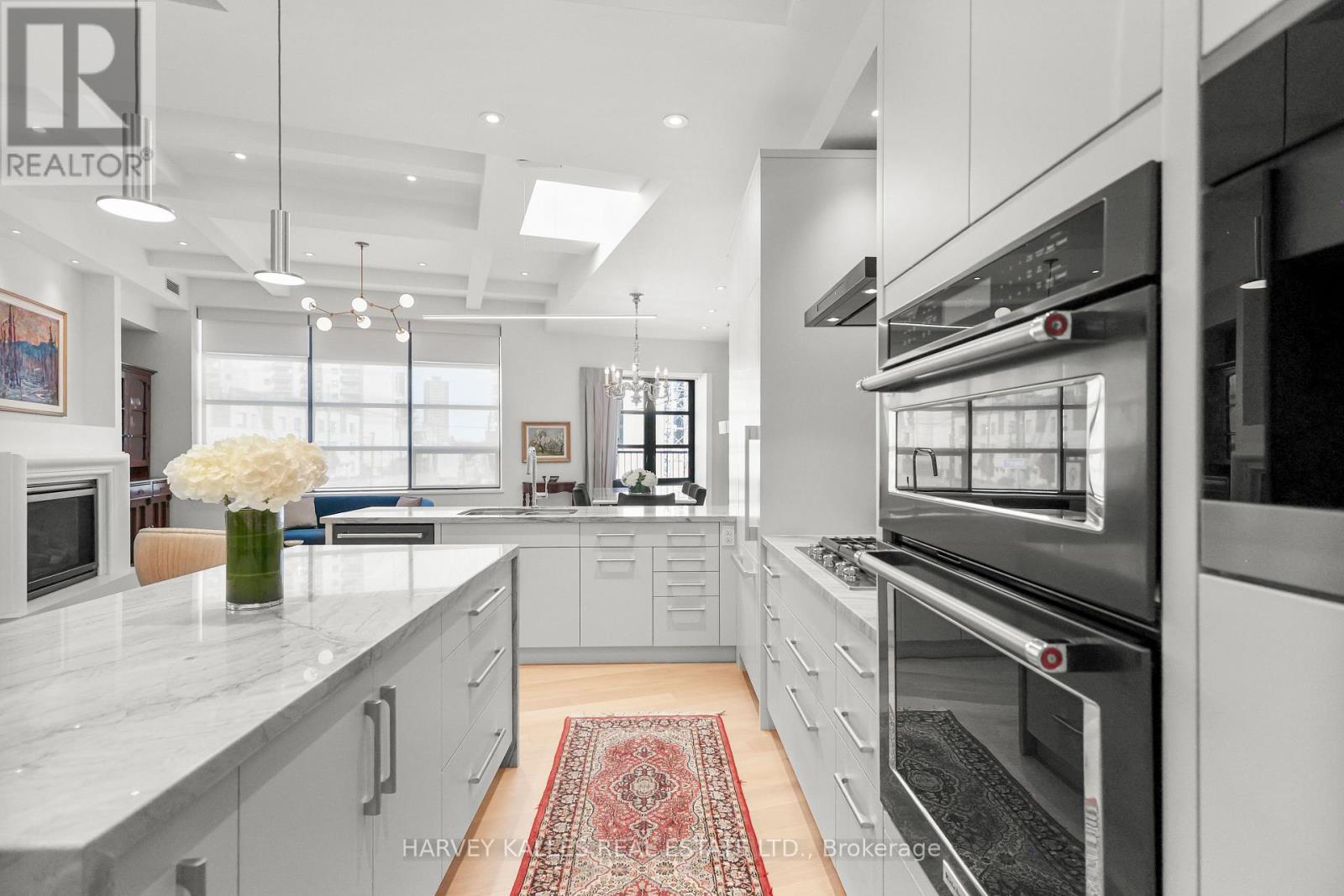 201- 295 Davenport Road, Toronto, ON photo 8
