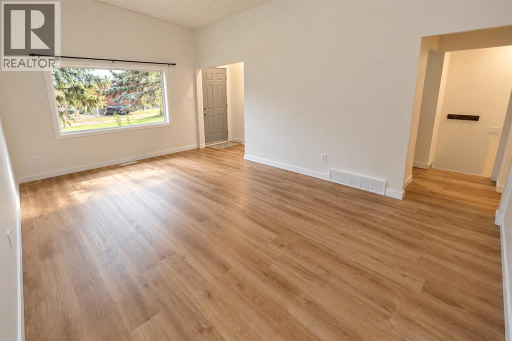 9812 97 Park Avenue, Grande Prairie — photo 4