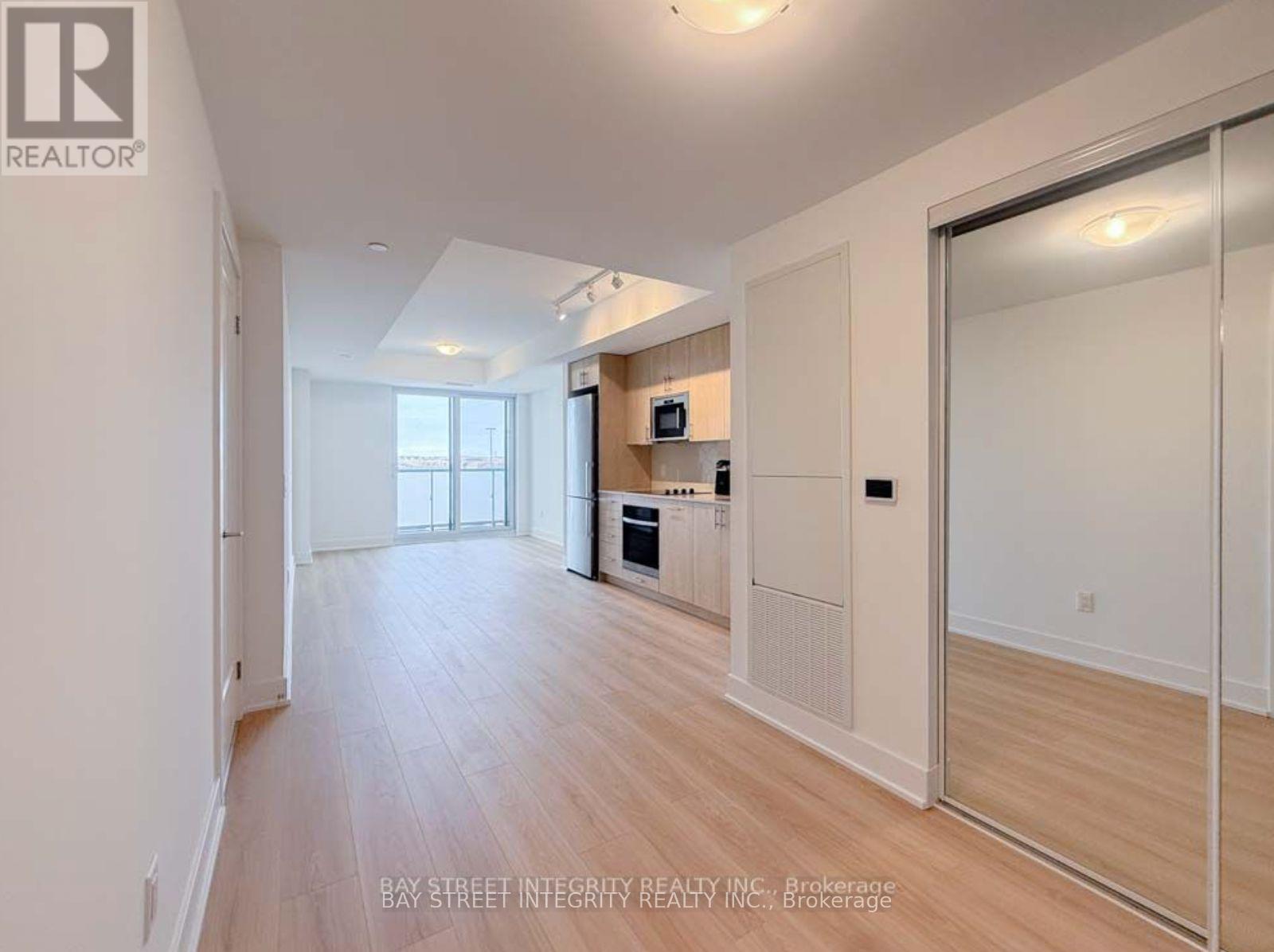 420- 2545 Simcoe Street North, Oshawa, ON photo 3