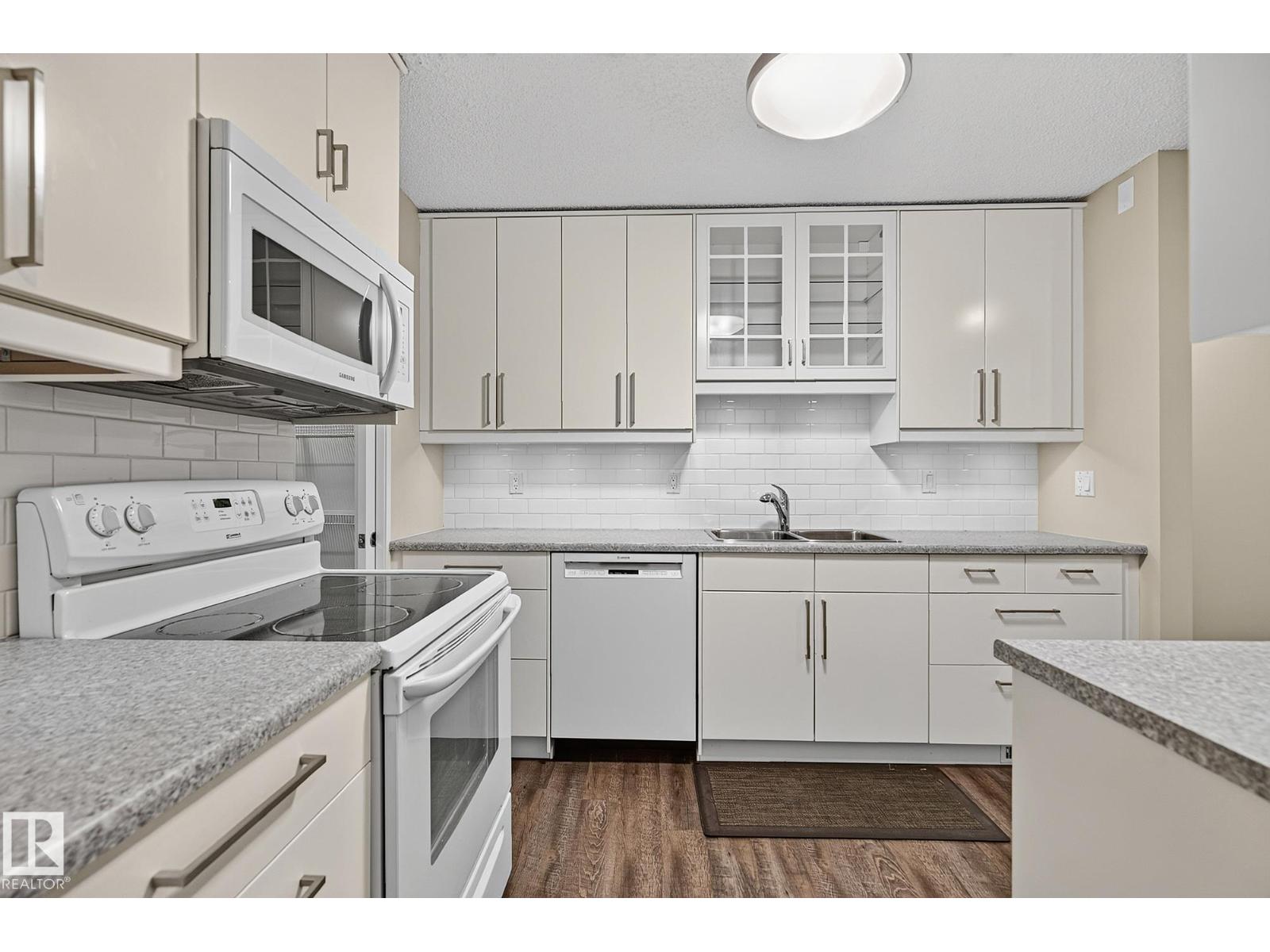 #12 2115 118 ST NW, Edmonton — photo 13