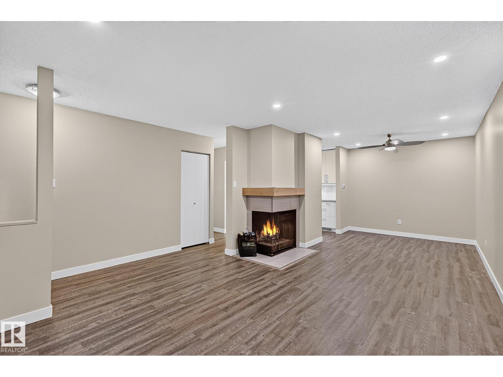 #12 2115 118 ST NW, Edmonton — photo 4