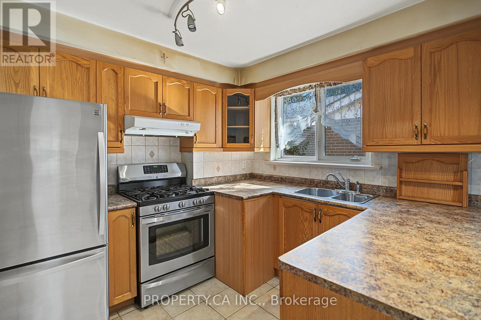 63 Bennett Road, Toronto, ON photo 10