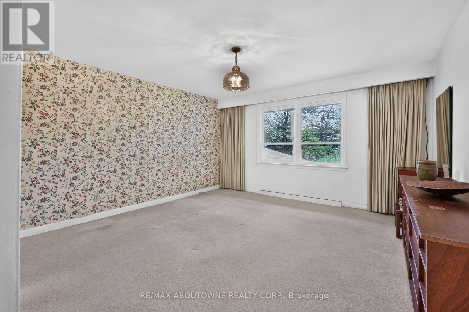 2086 Glenforest Crescent, Oakville, ON photo 17