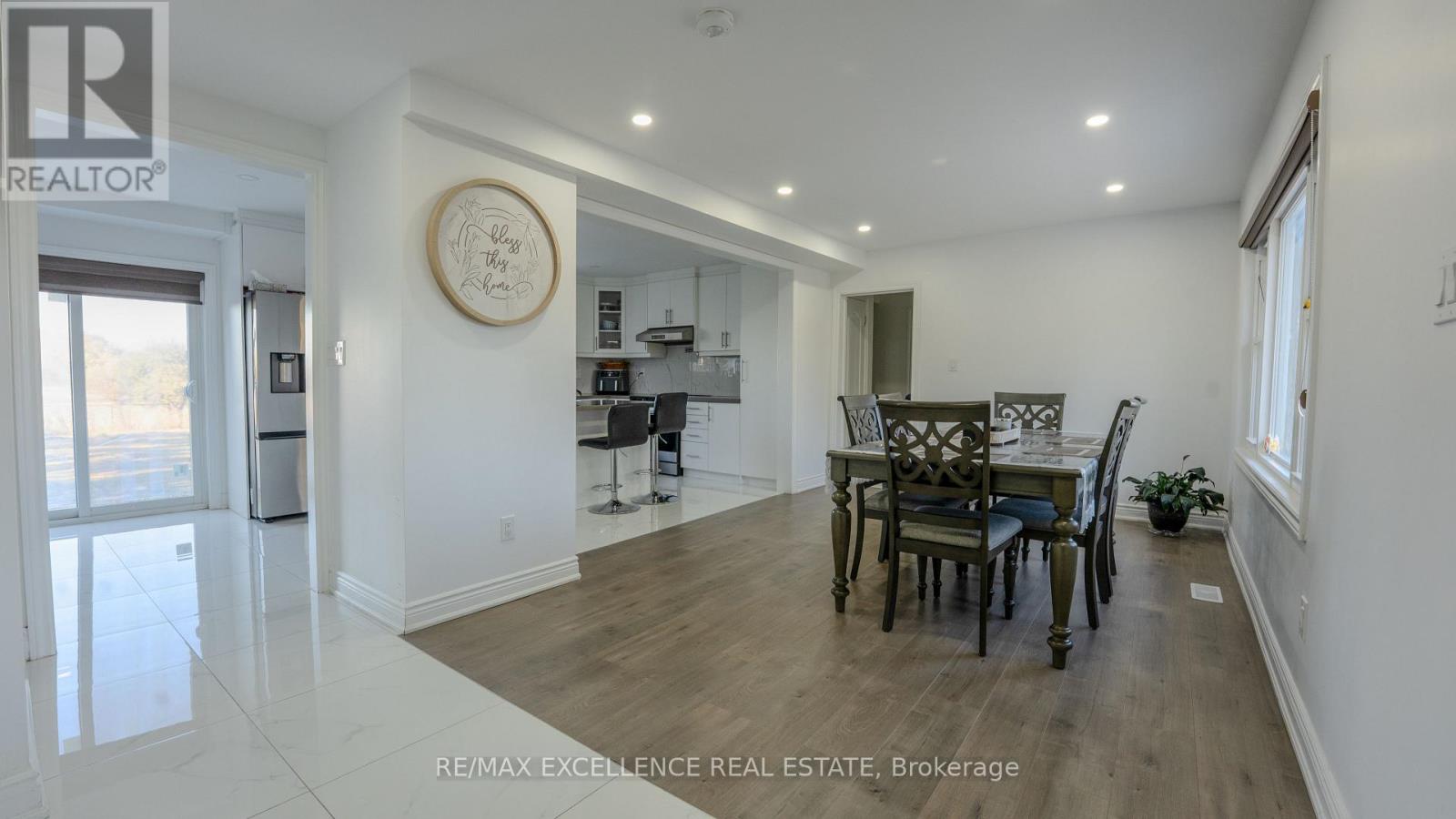 Photo of 10420 HERITAGE ROAD
