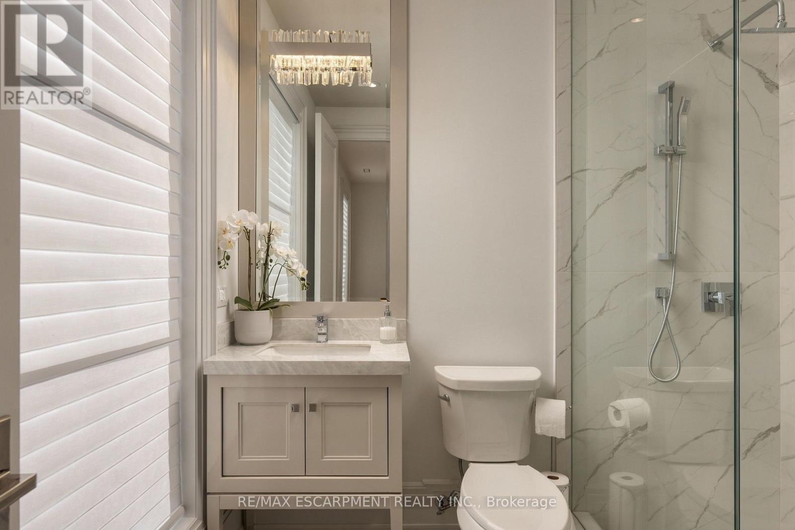 131 Mayfield Drive, Oakville, ON photo 36