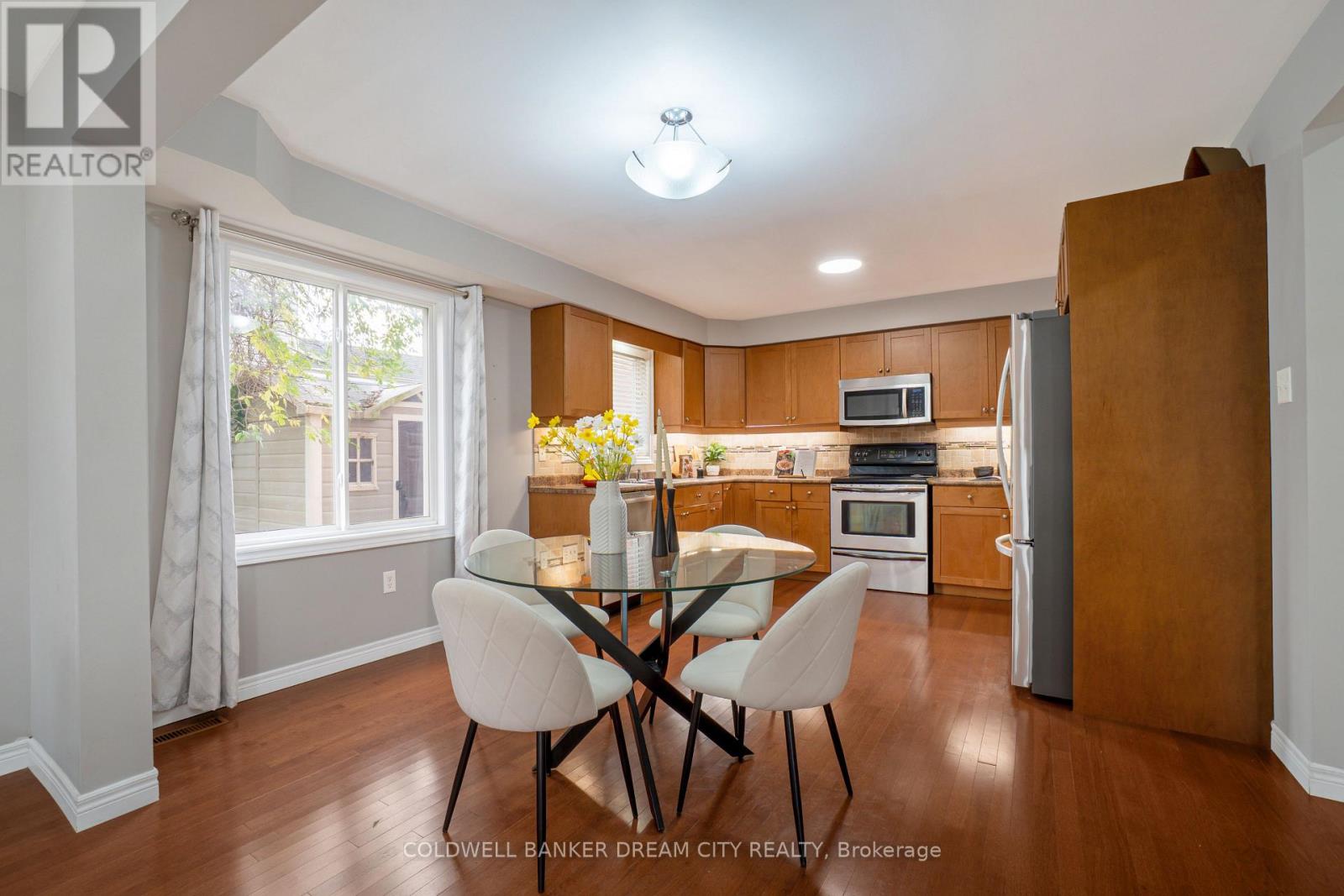 976 Kimball Crescent, London North, ON photo 17