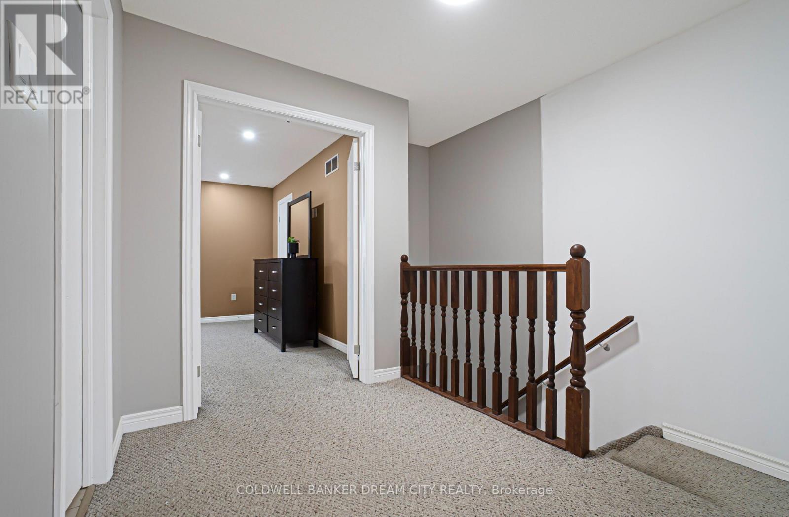976 Kimball Crescent, London North, ON photo 33