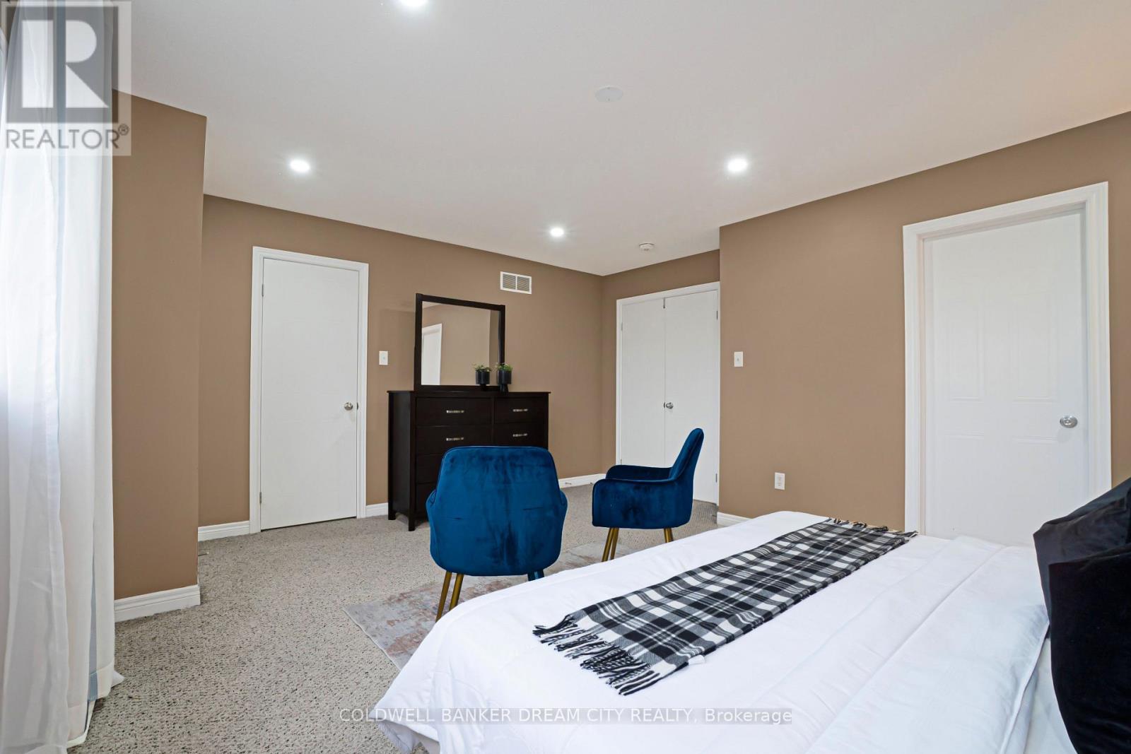 976 Kimball Crescent, London North, ON photo 36