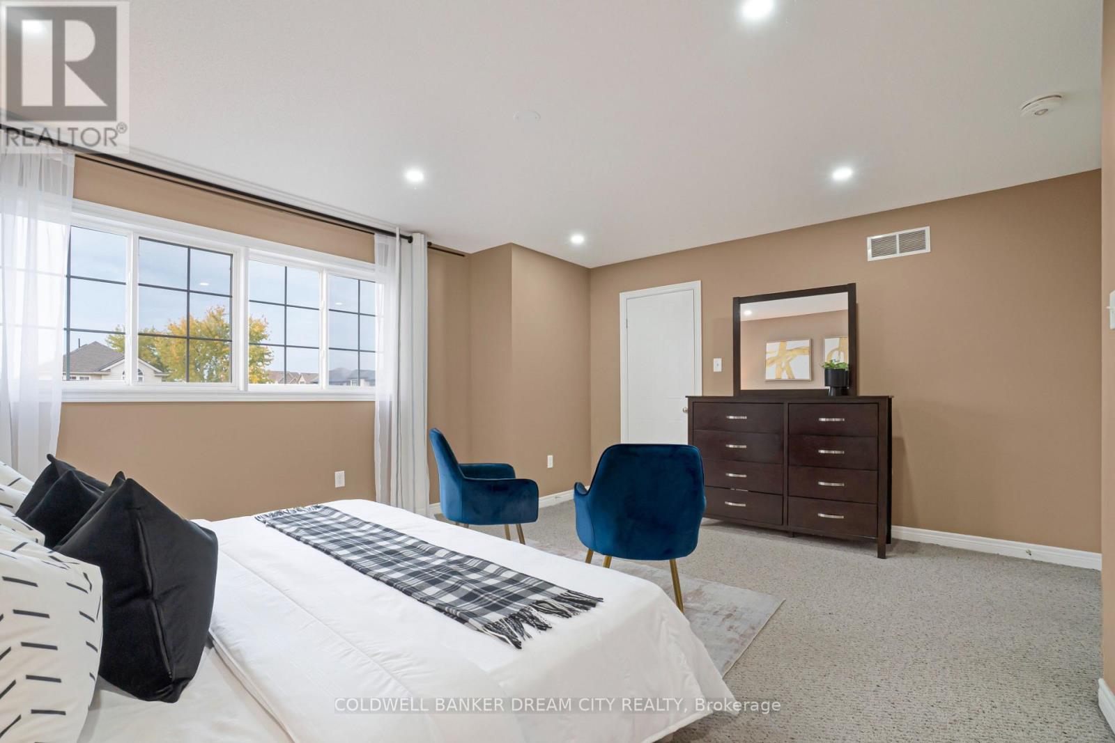 976 Kimball Crescent, London North, ON photo 37