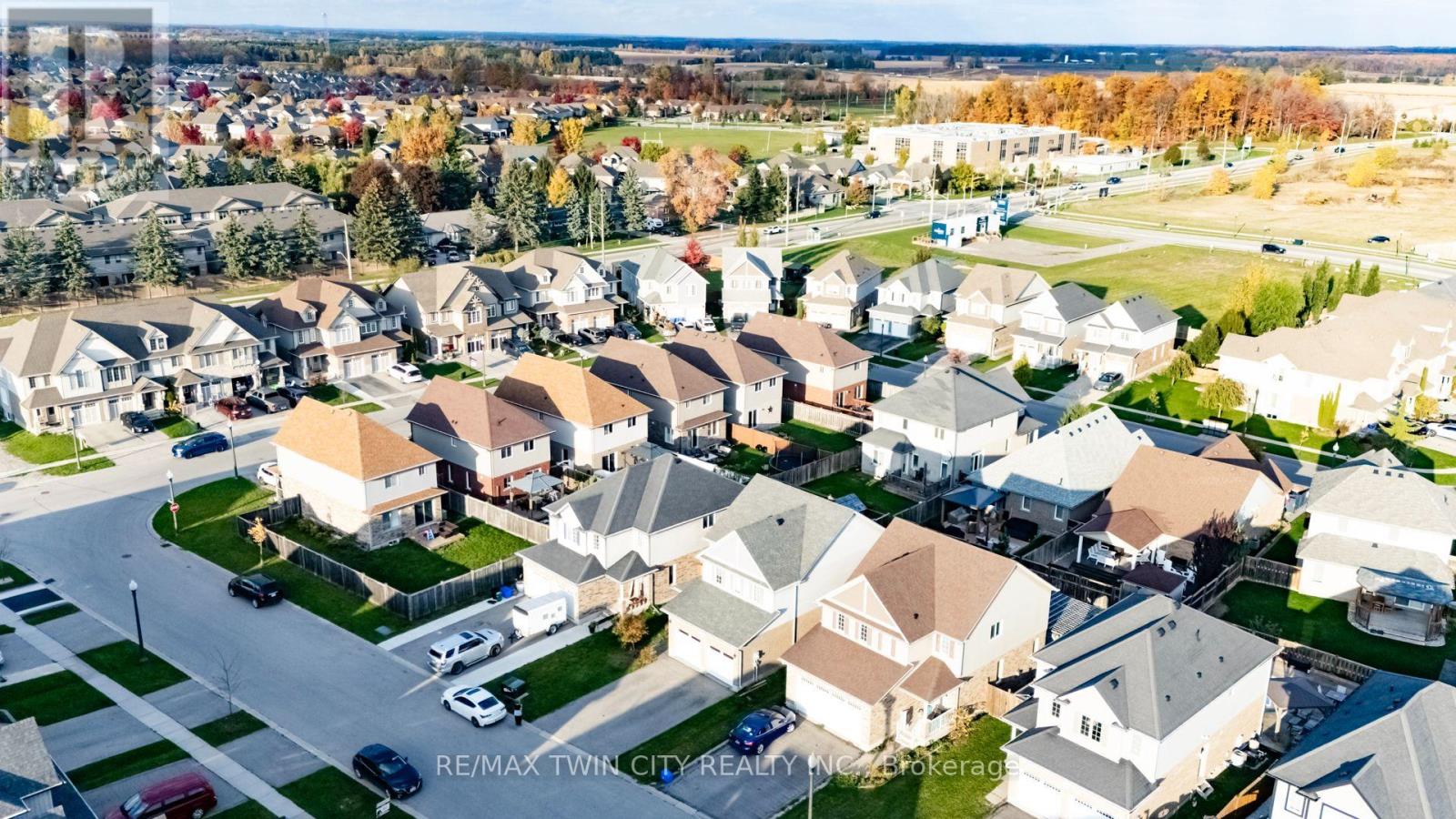 128 Passchendaele Street, Woodstock, ON photo 39
