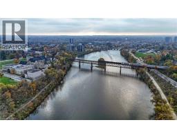 13 1/2 Waterside Avenue, Cambridge, ON N1R1E8 Photo 17