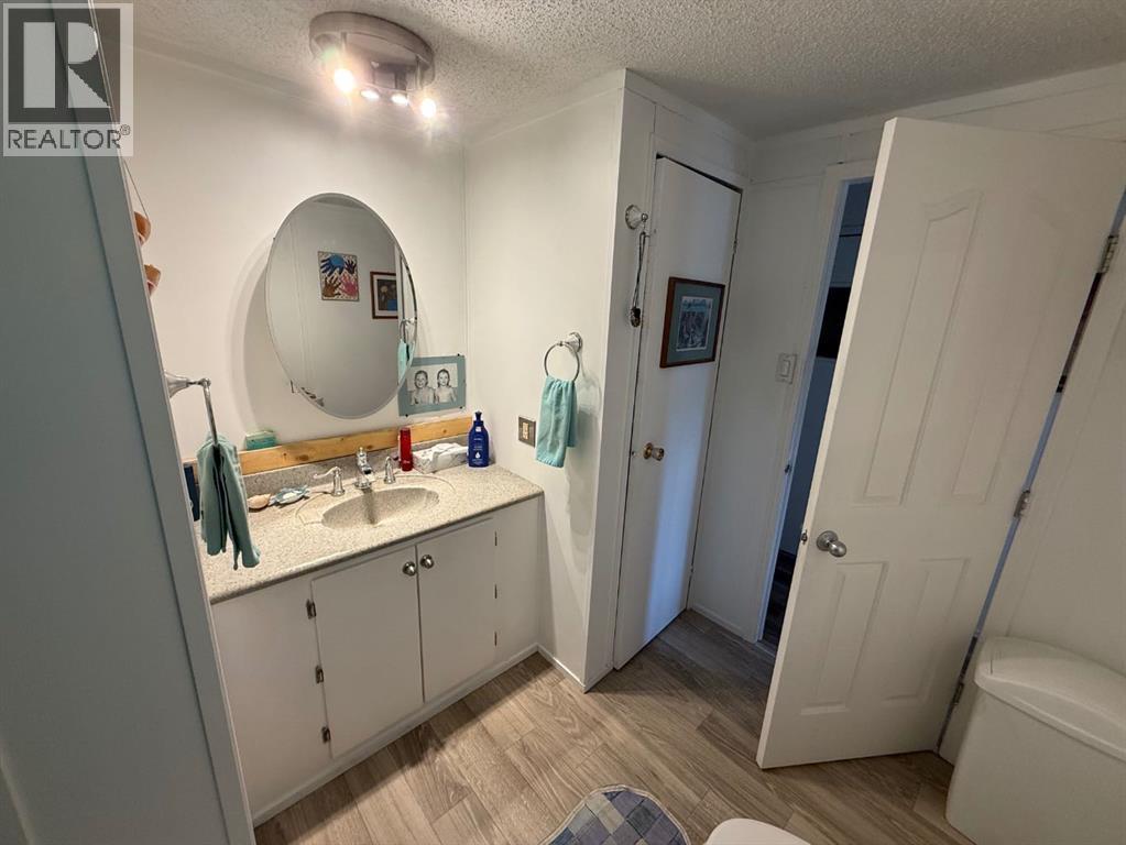 429, 700 Carmichael Lane, Hinton — photo 12