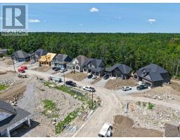 9 Hemlock Crescent, Kawartha Lakes, ON K0M1A0 Photo 8