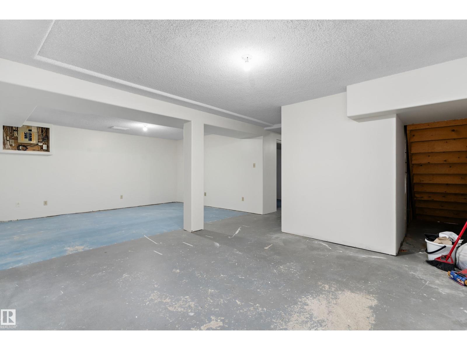156 DUNLUCE RD NW, Edmonton — photo 27