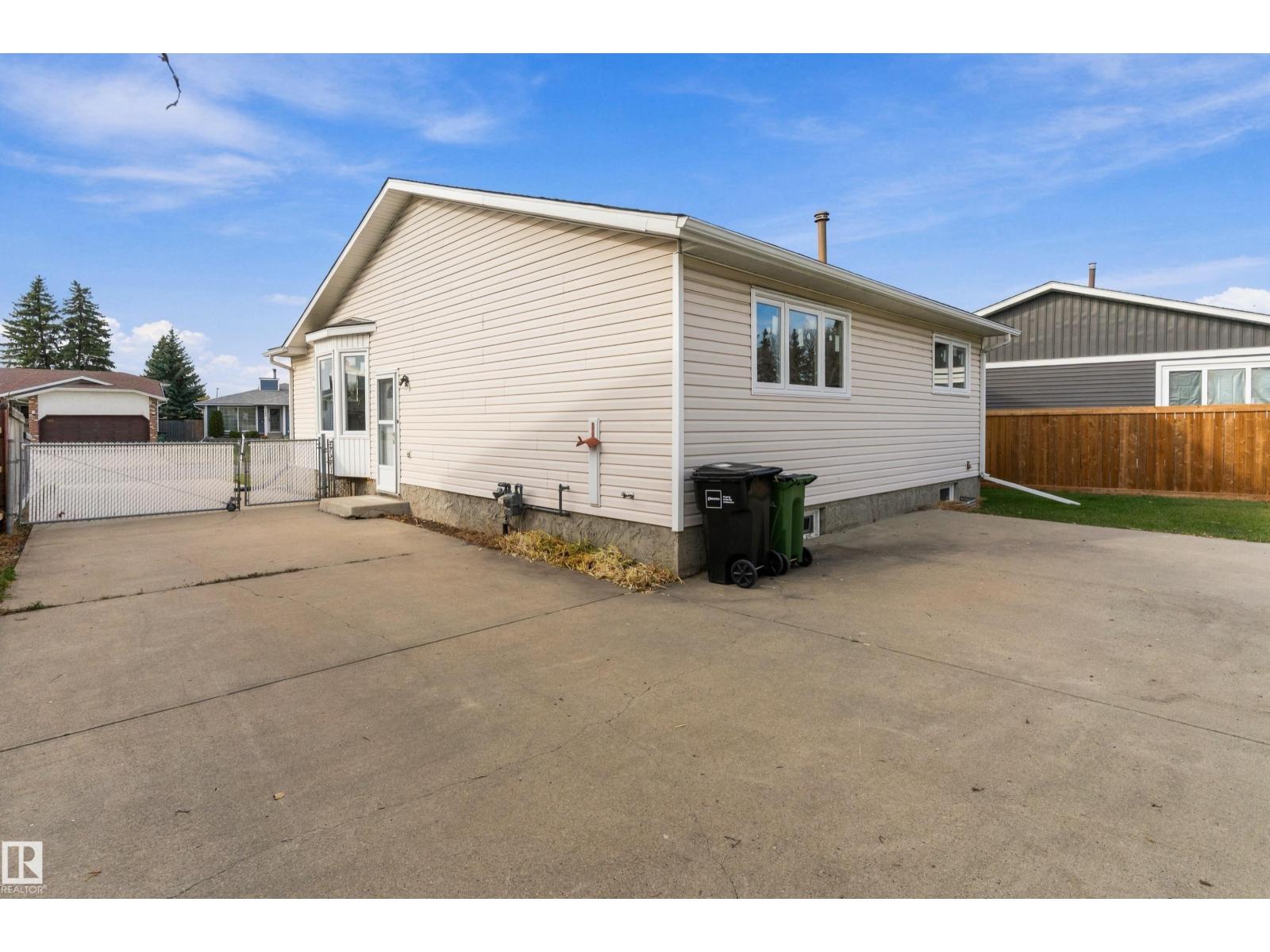 156 DUNLUCE RD NW, Edmonton — photo 36