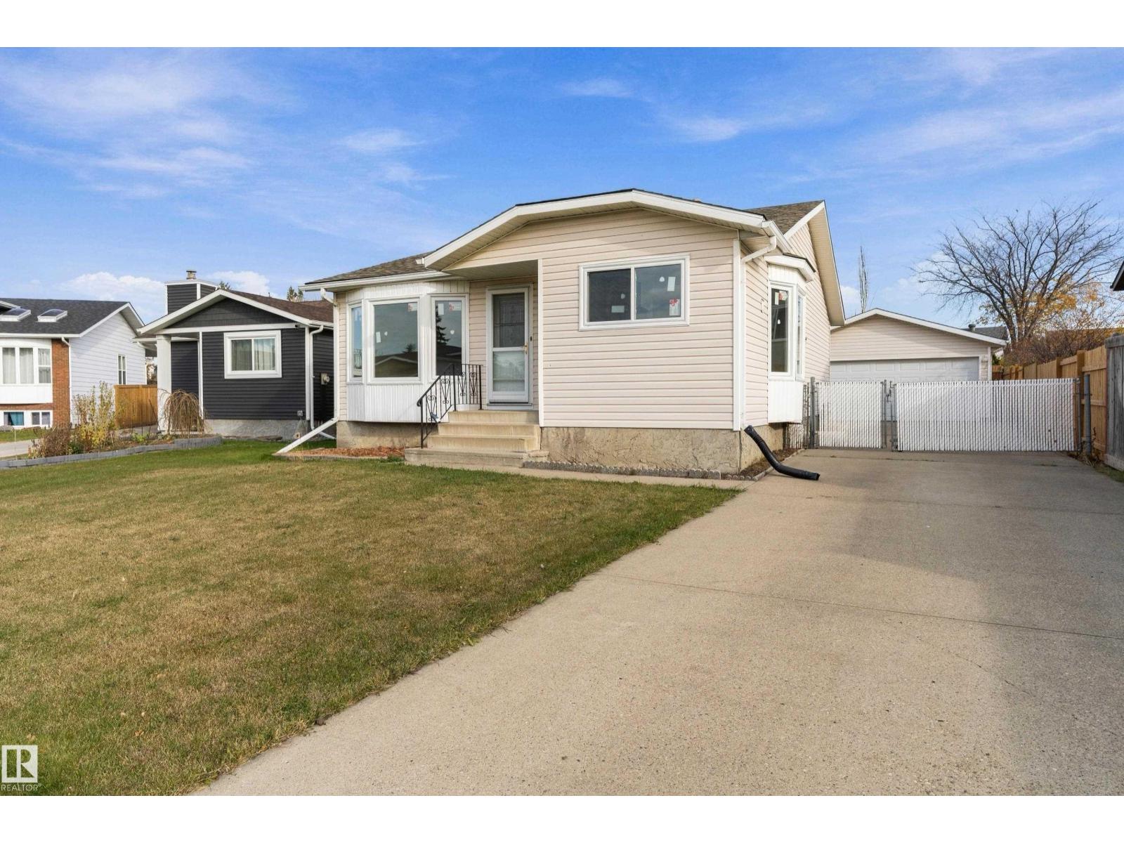 156 DUNLUCE RD NW, Edmonton — photo 4