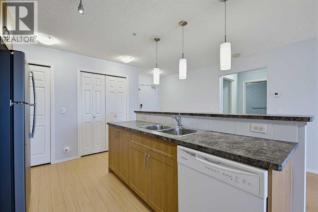 2105, 700 Willowbrook Road NW, photo 7 of 23
