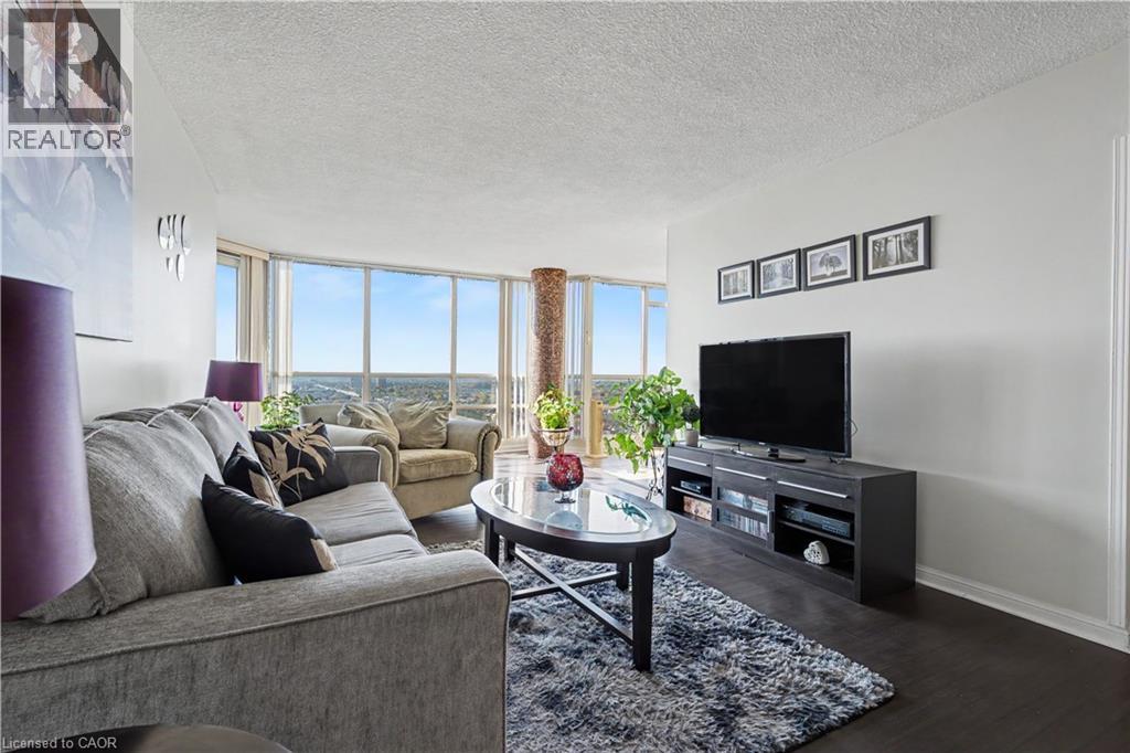 Photo of 45 KINGSBRIDGE GARDEN Circle Unit# 2407