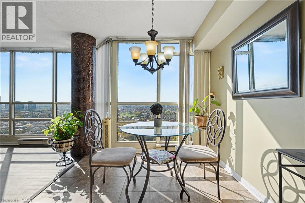 Photo of 45 KINGSBRIDGE GARDEN Circle Unit# 2407