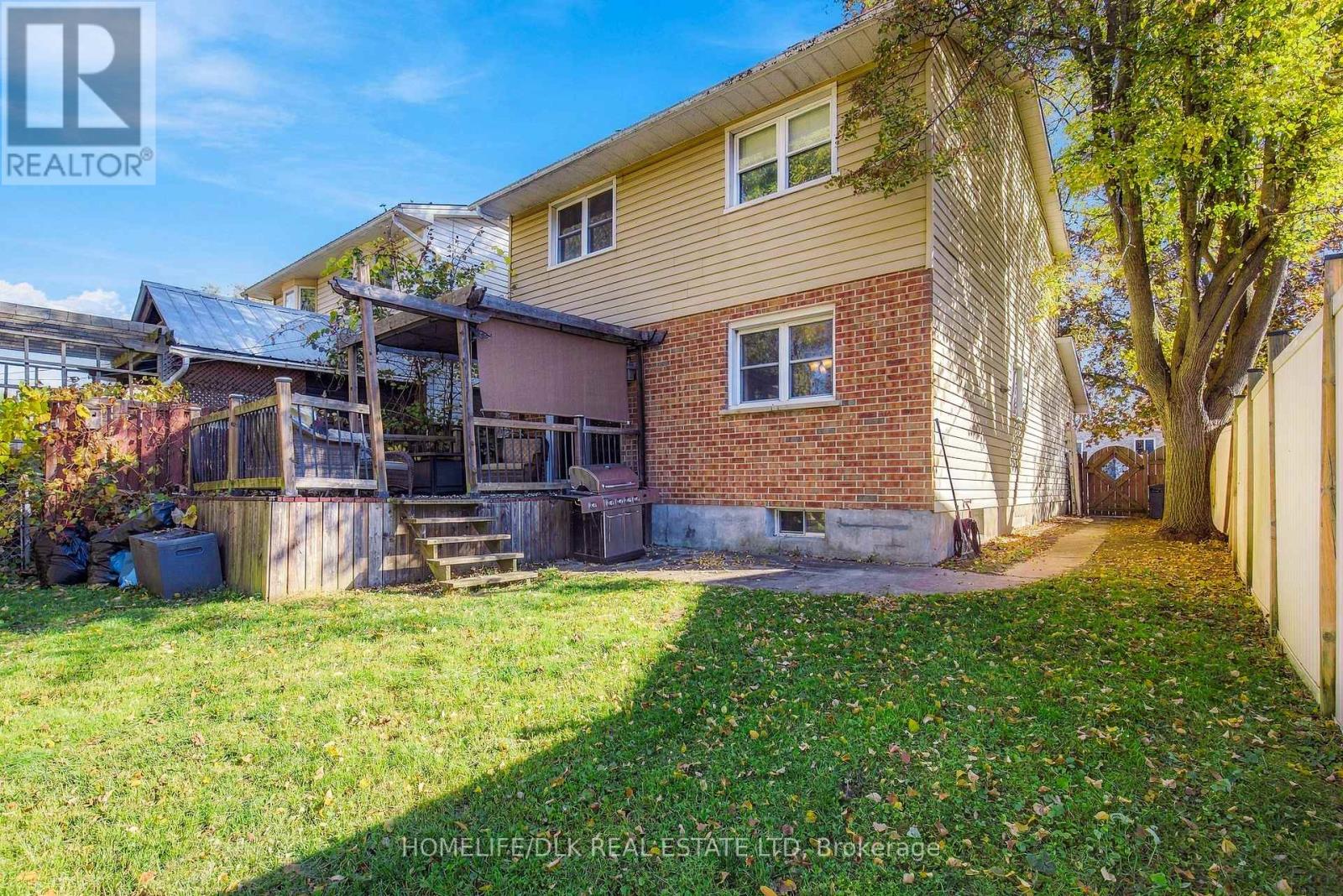 16 KAROLINA STREET, Brockville — photo 3