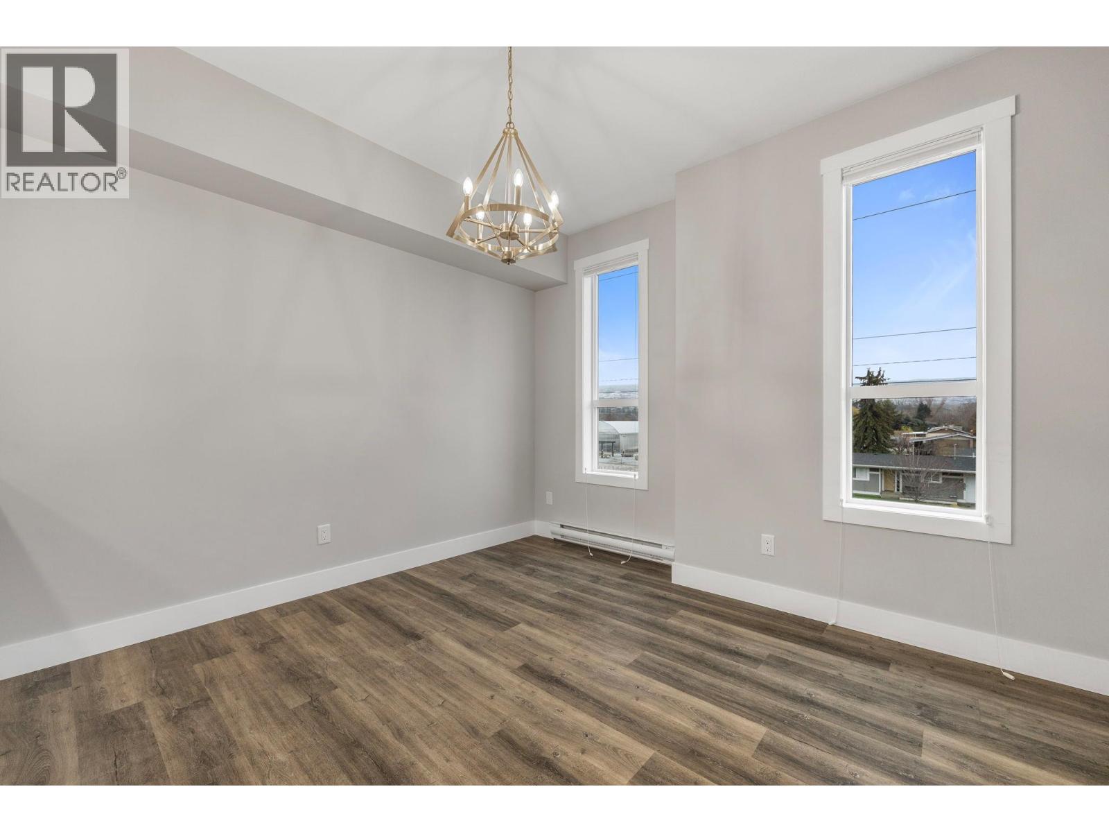 214 3090 Burtch Road, Kelowna