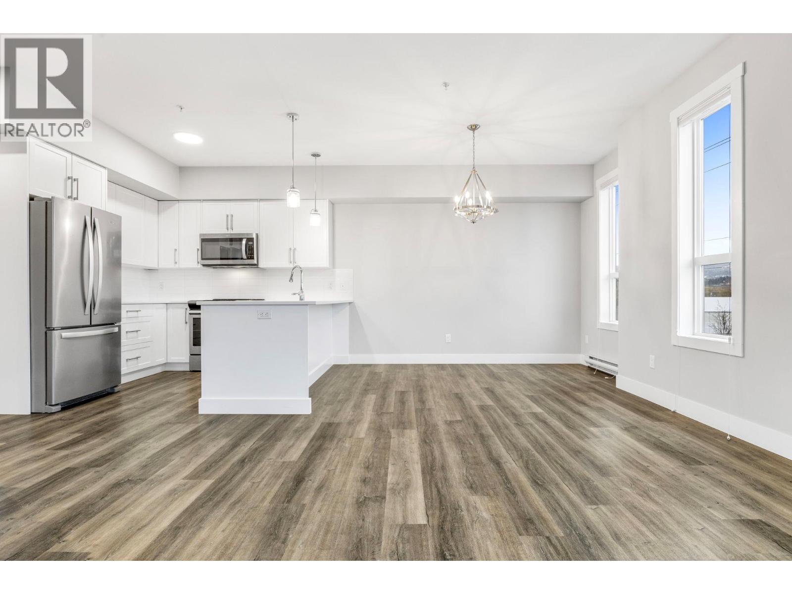 214 3090 Burtch Road, Kelowna