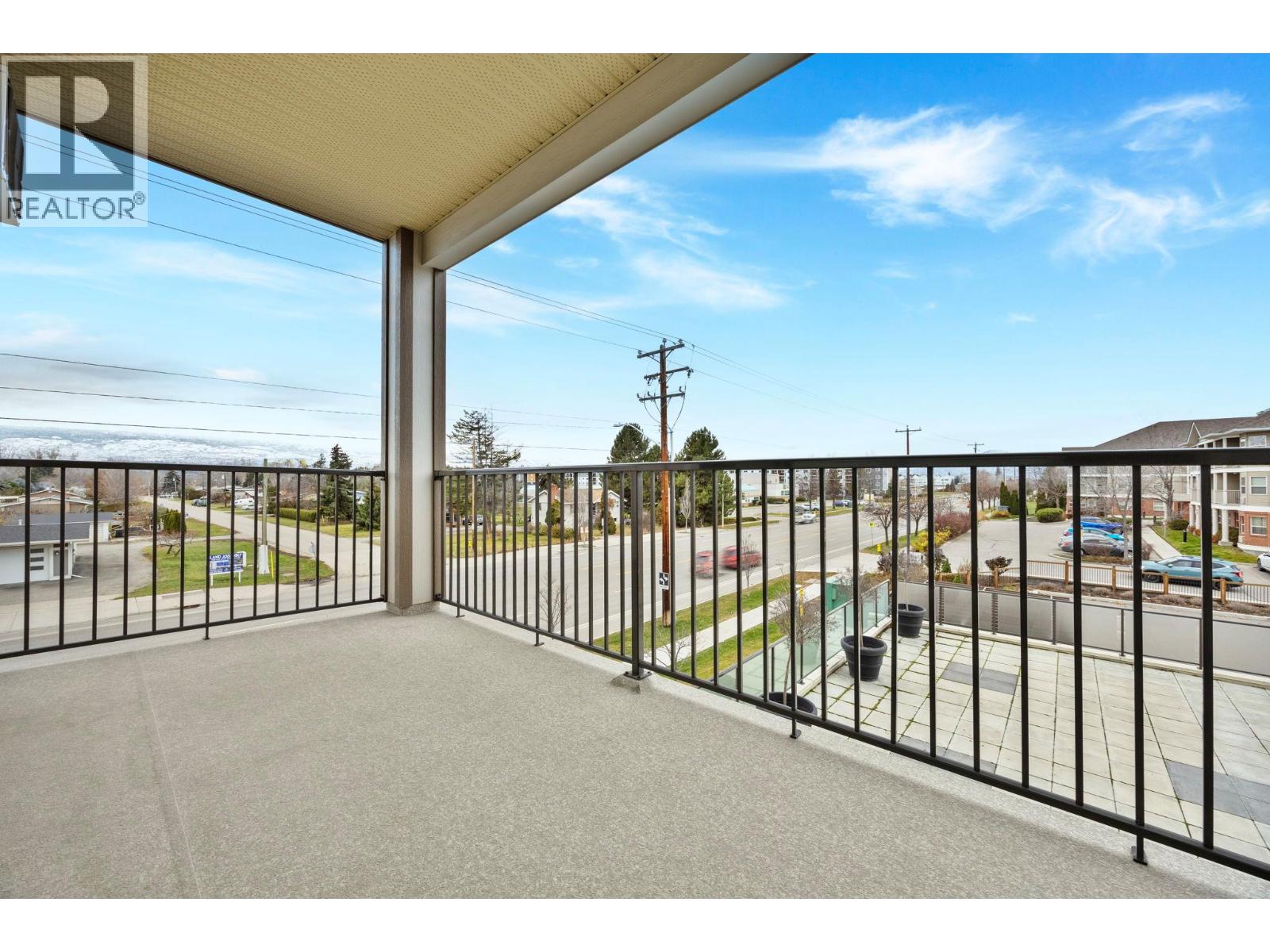 214 3090 Burtch Road, Kelowna