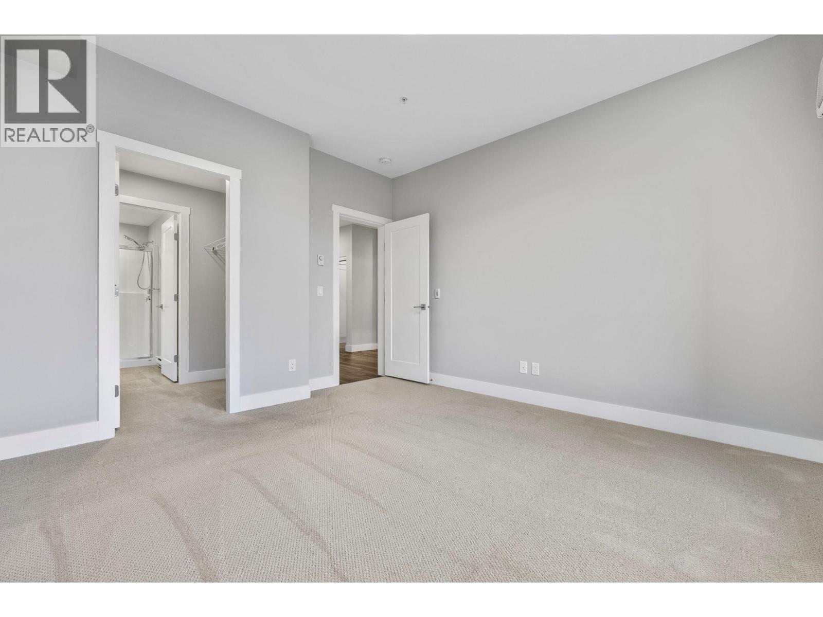 214 3090 Burtch Road, Kelowna