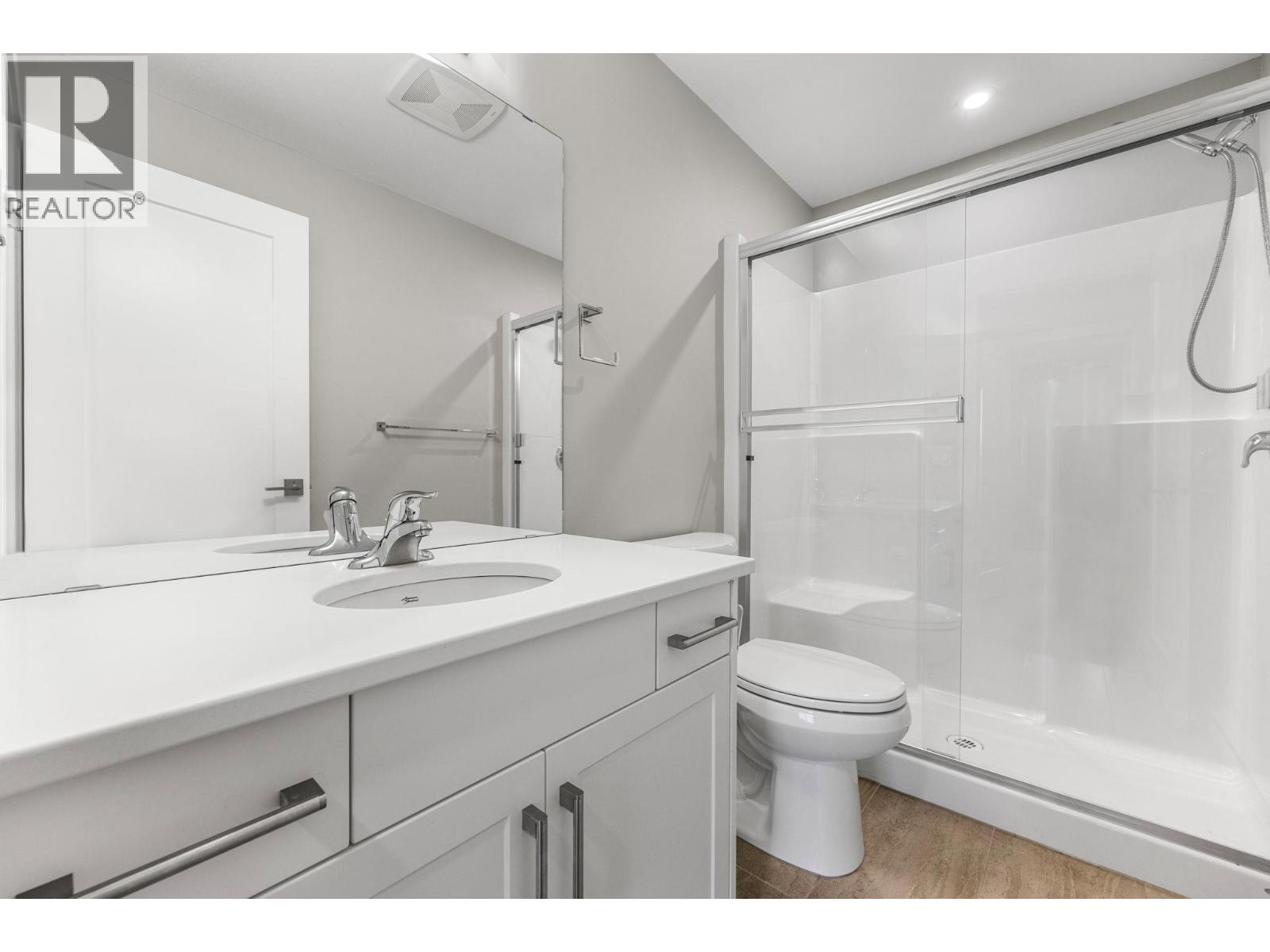 214 3090 Burtch Road, Kelowna