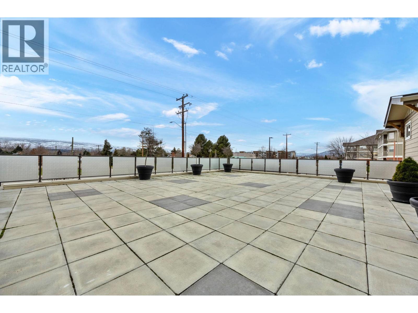 214 3090 Burtch Road, Kelowna