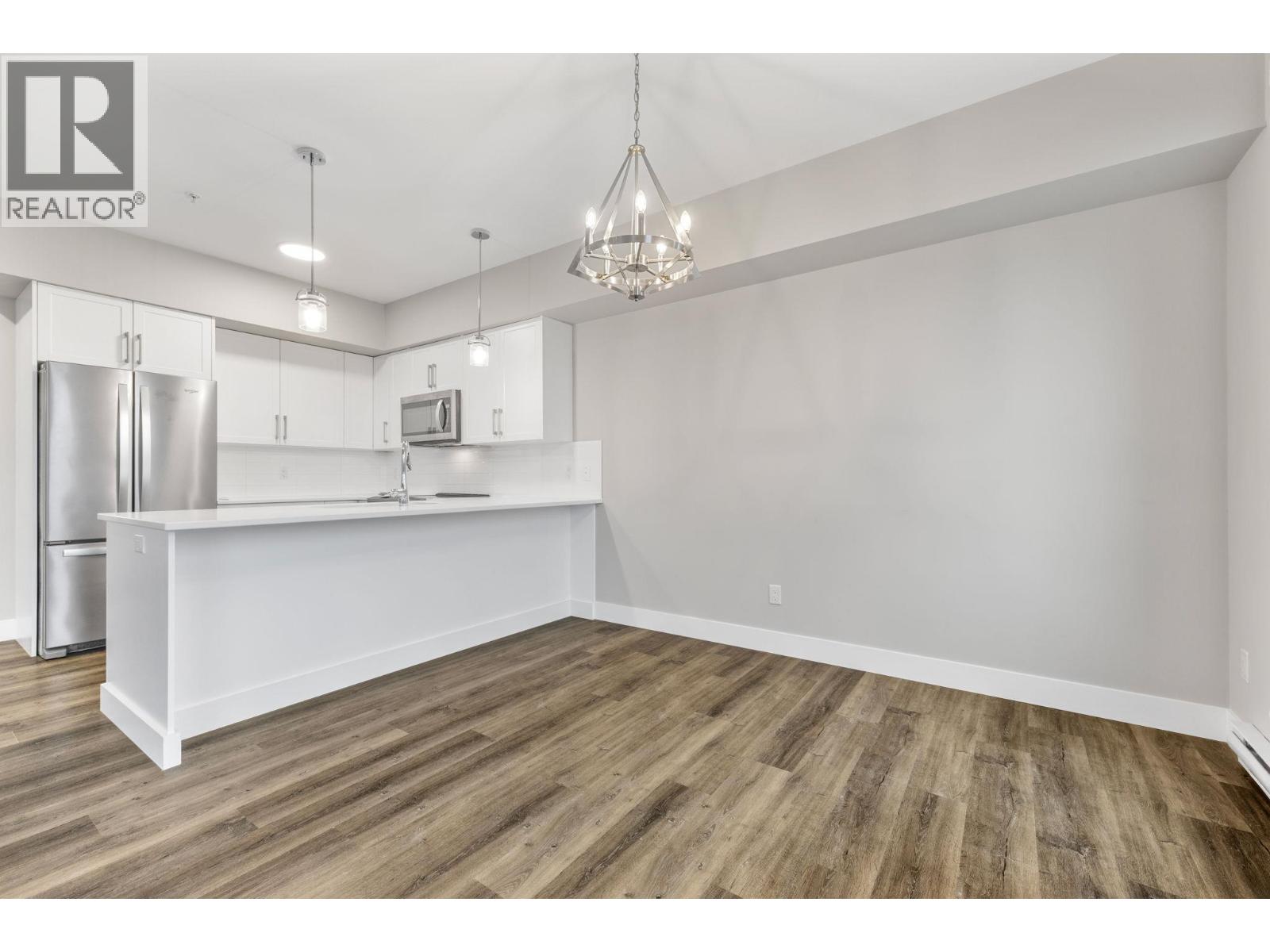 214 3090 Burtch Road, Kelowna