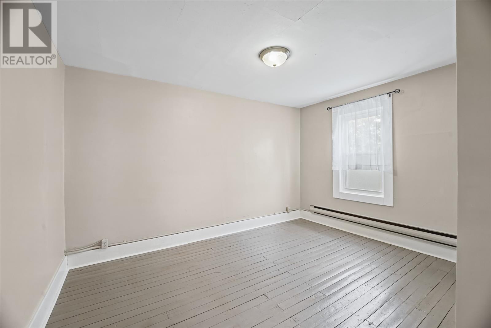 106 Cabot Street - 11