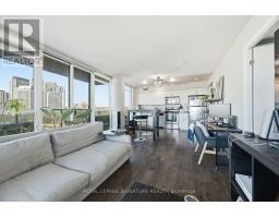 1359 - 209 Fort York Boulevard, Toronto, ON M5V4A1 Photo 7