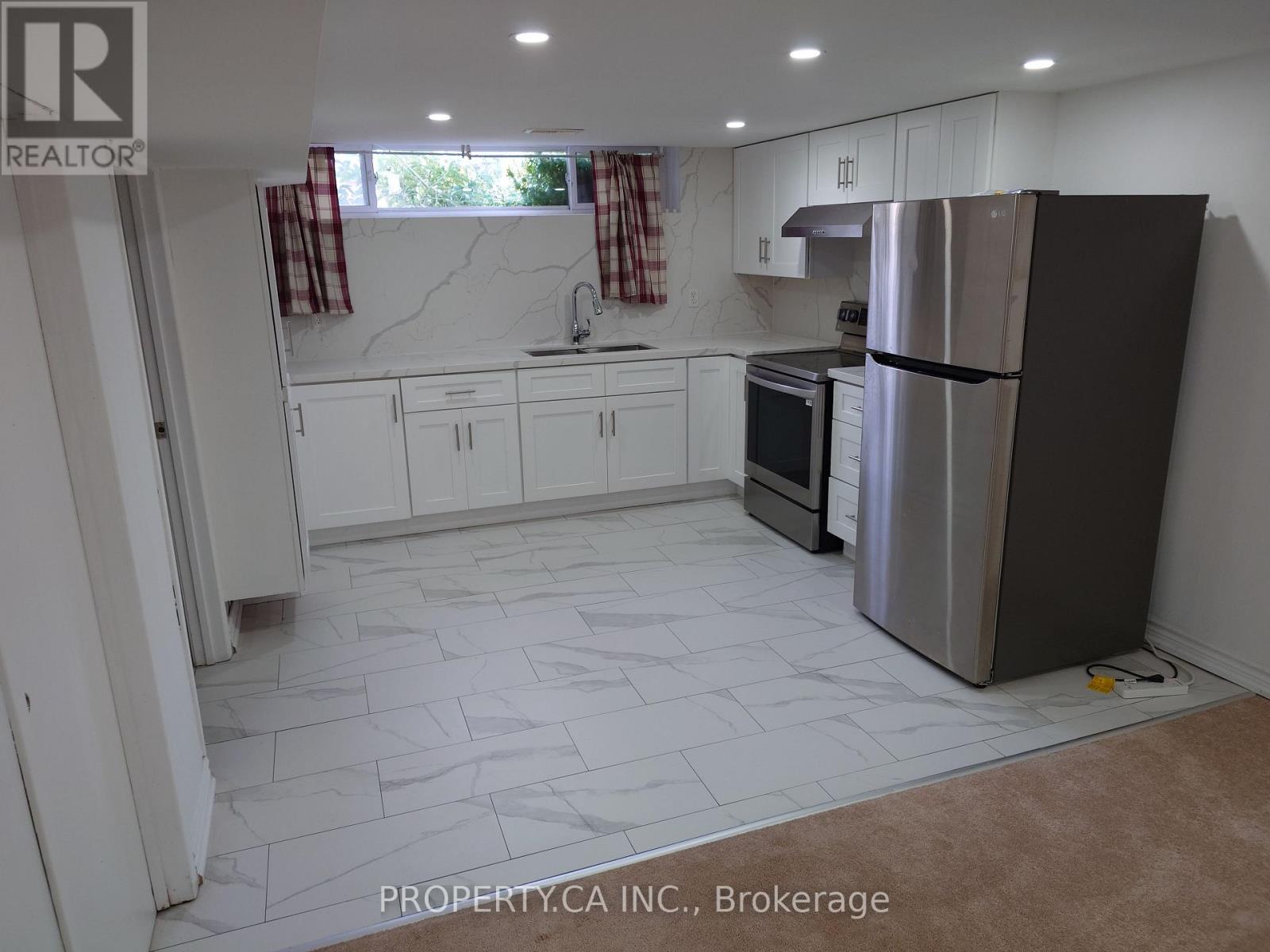 Basement- 883 Grenoble Boulevard, Pickering, ON photo 4