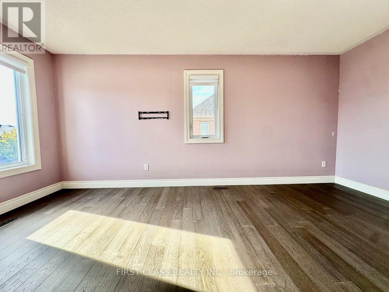 85 Shenandoah Drive, Whitby, ON photo 18