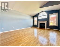 Bedroom 2 - 85 Shenandoah Drive, Whitby, ON L1P1T4 Photo 6