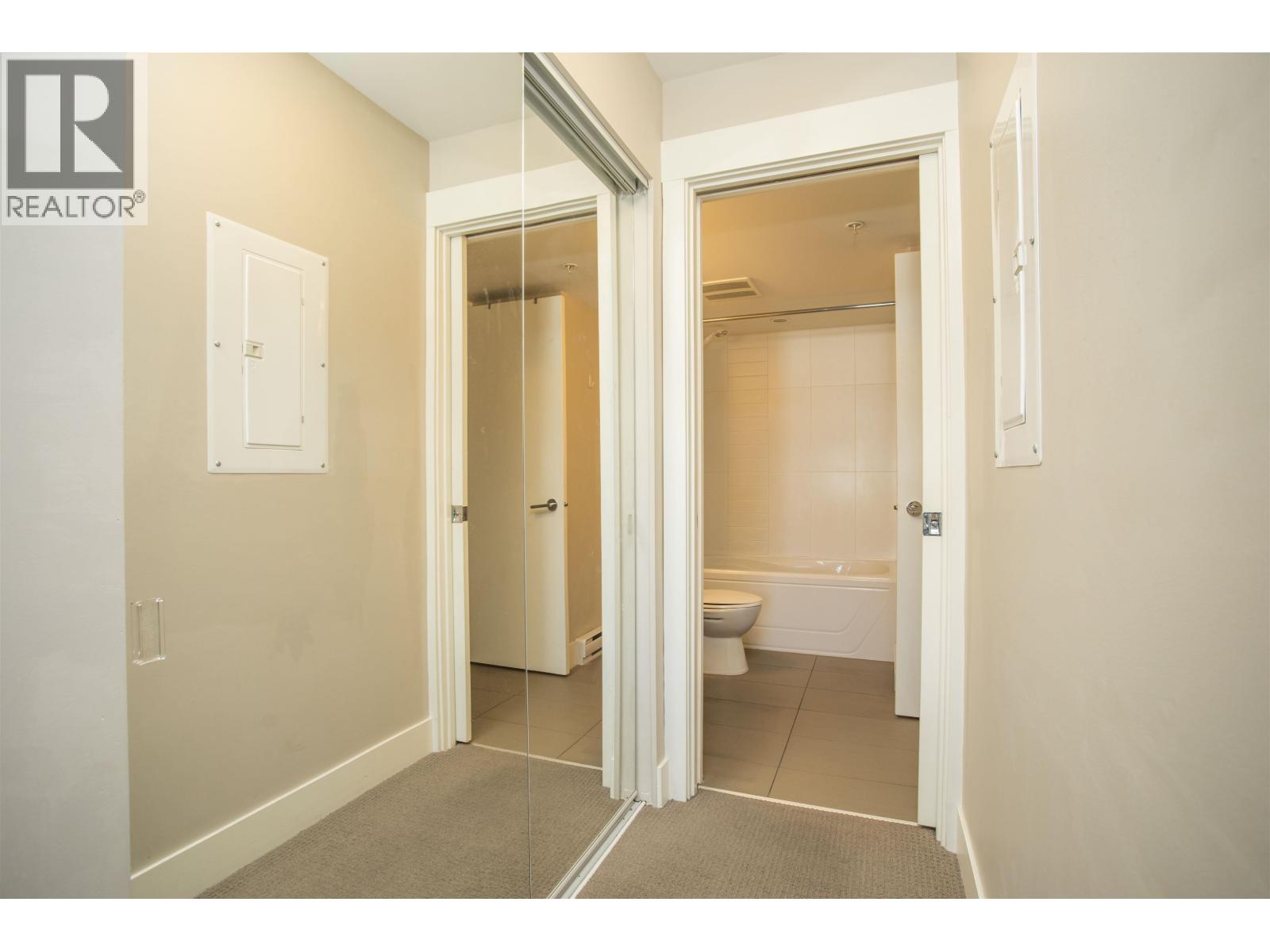 308 55 Eighth Avenue, New Westminster — photo 12