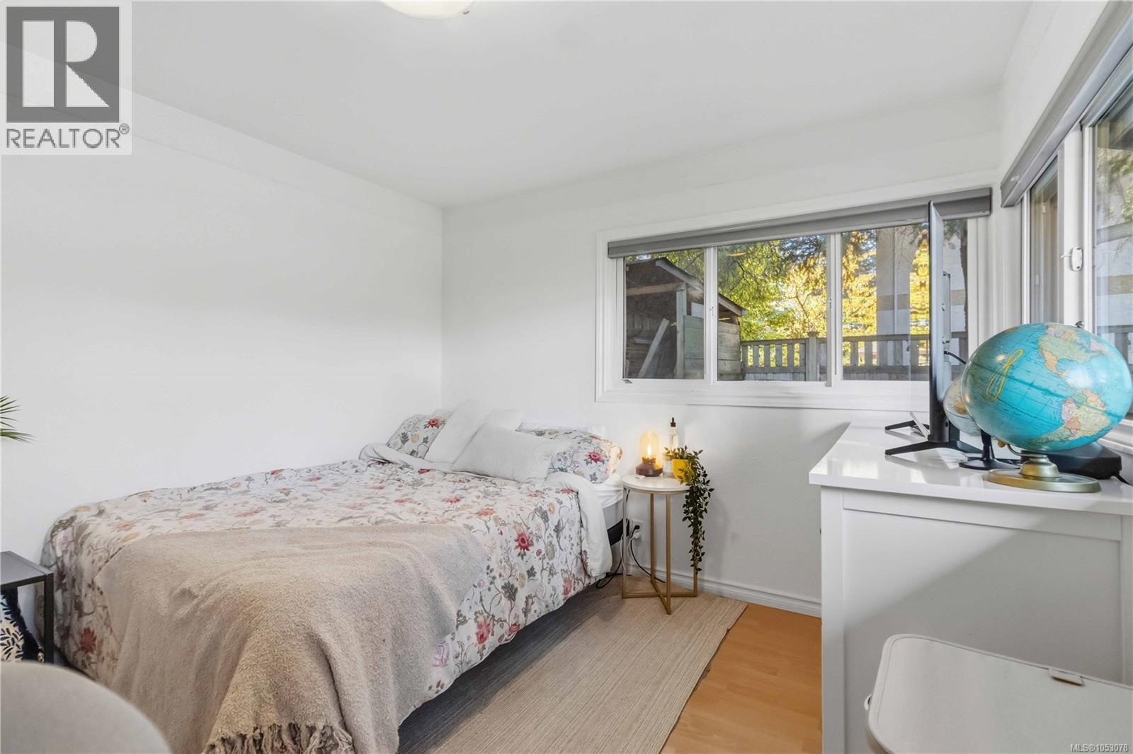  659 Strandlund Avenue, Langford