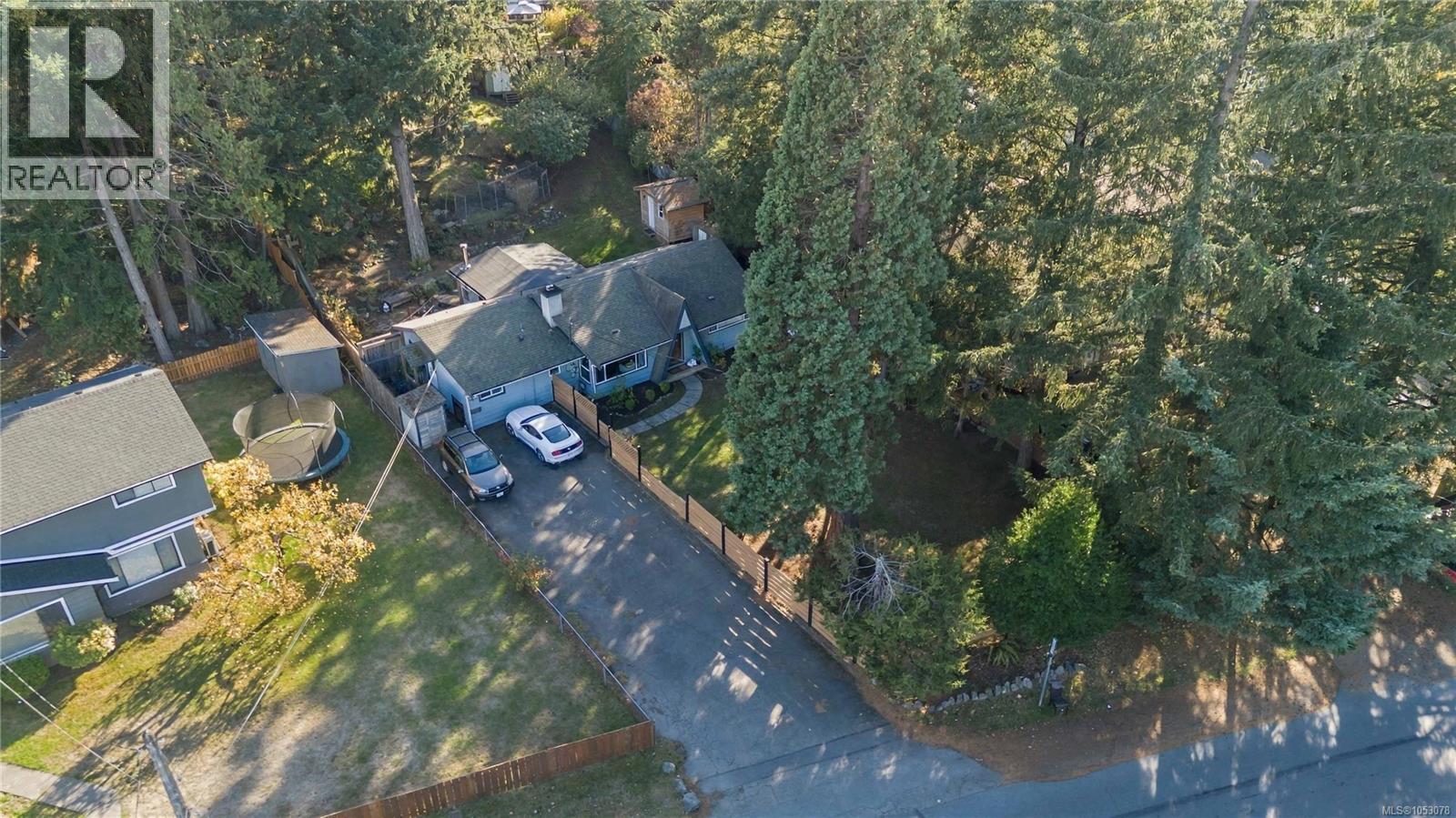  659 Strandlund Avenue, Langford