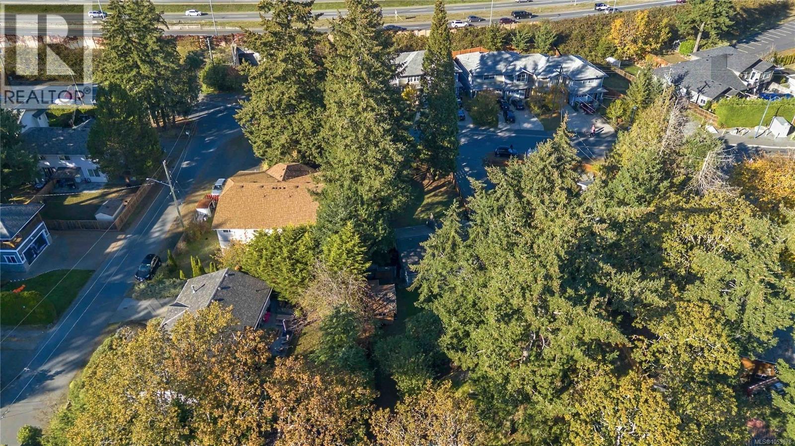  659 Strandlund Avenue, Langford
