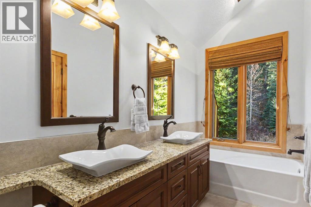126B Rundle Crescent, photo 14 of 35